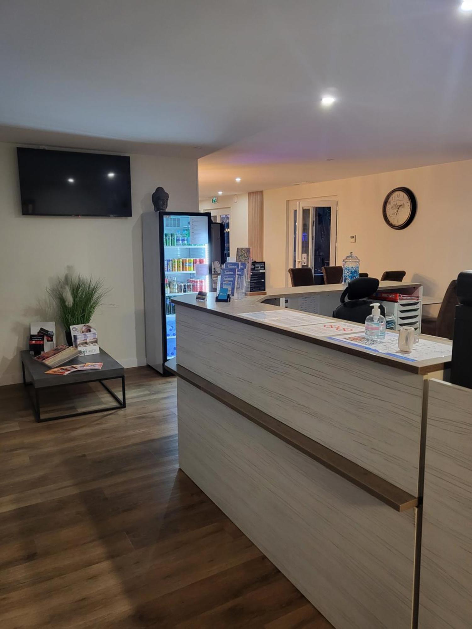 Brit Hotel Plaisance A9/A61 나르본 외부 사진