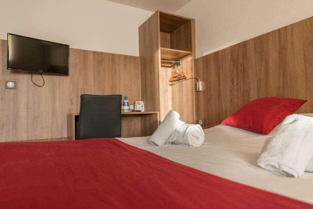 Brit Hotel Plaisance A9/A61 나르본 객실 사진